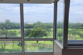 Enjoy BGC Sunset and Golf Course View 2 BR Loft with 100mbps Internet Connection